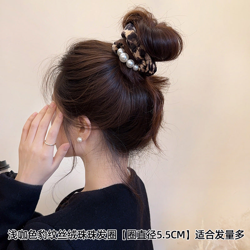 Wholesale Autumn and winter vintage velvet leopard print large hair rope